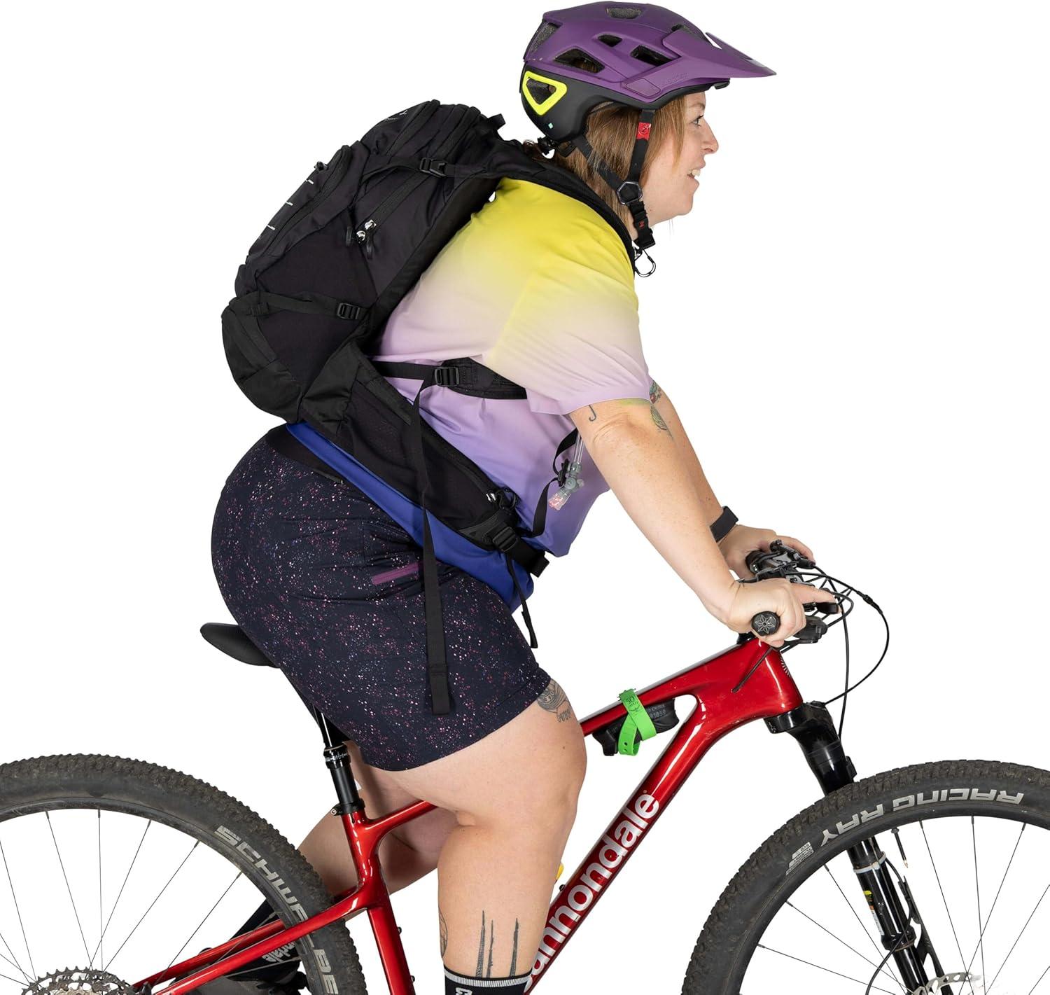 imageOsprey Raven 14L Womens Biking Backpack with Hydraulics Reservoir Space TravelToffee Orange Extended Fit