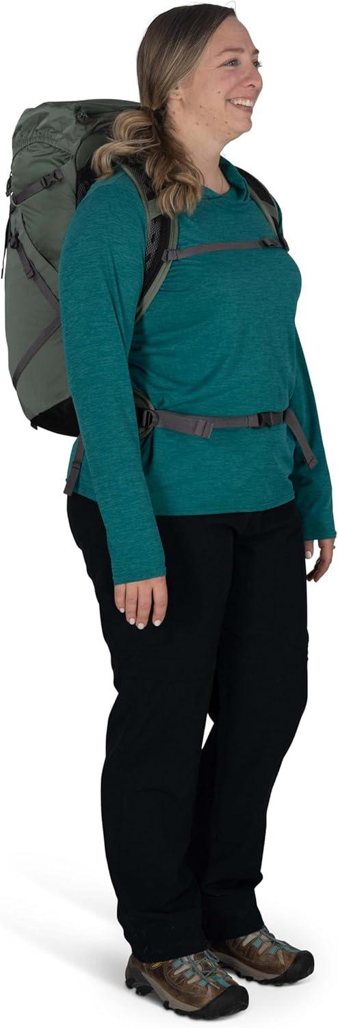 imageOsprey Sportlite 30L Lightweight Hiking Backpack for Men and Women AlkalineHotspot Pink SMTungstenGrey Wolf