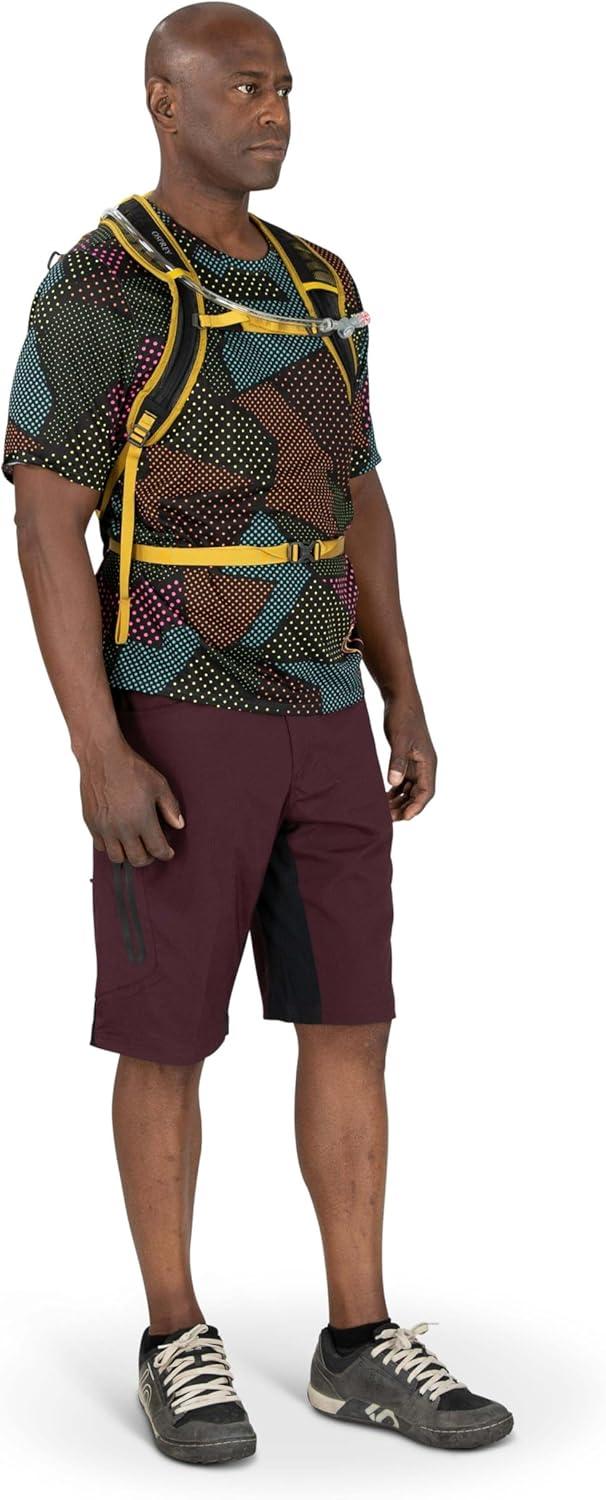 imageOsprey Syncro 20L Mens Hiking Backpack with Hydraulics Reservoir Primavera YellowBlack