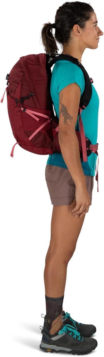 imageOsprey Tempest 20L Womens Hiking Backpack with Hipbelt Violac Purple WMLKakio Pink