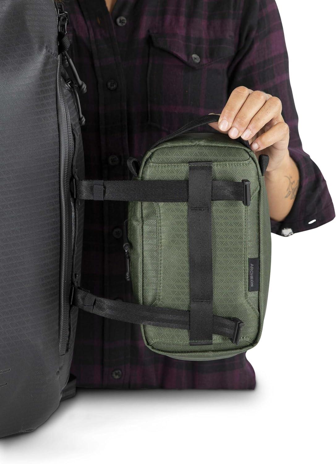 imageOsprey Archeon Travel Water Bottle PouchScenic Valley